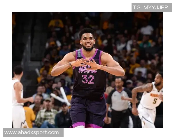 卡尔安东尼唐斯如何在NBA赛场上重塑自己的职业生涯与球队影响力